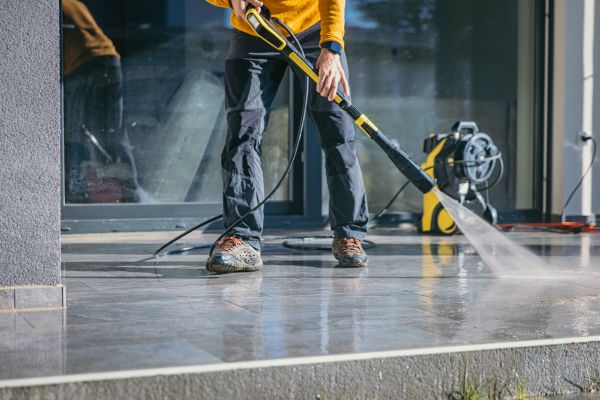 Concrete Cleaning in Ventura