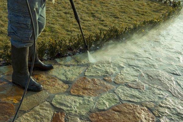 Stone Power Washing in Ventura