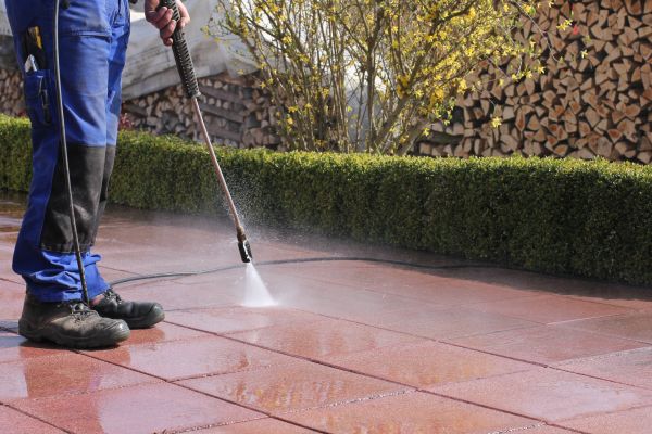 Driveway Pavers Cleaning in Ventura