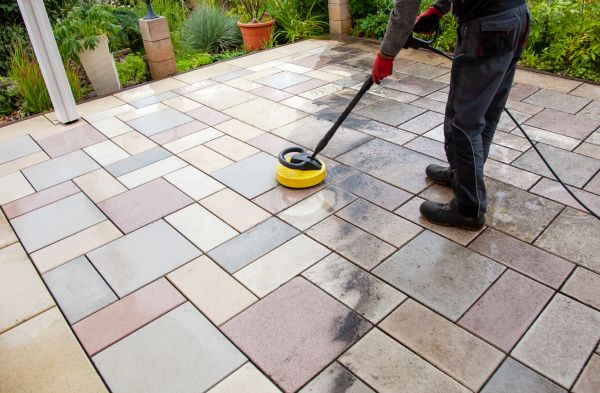 Patio Washing in Ventura