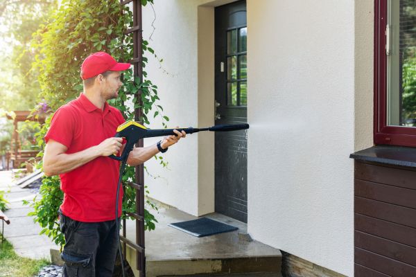 House Powerwashing in Ventura