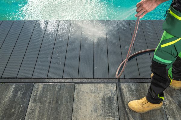 Pool Area Pressure Cleaning in Ventura