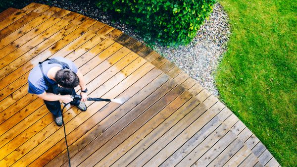 Deck Pressure Cleaning in Ventura
