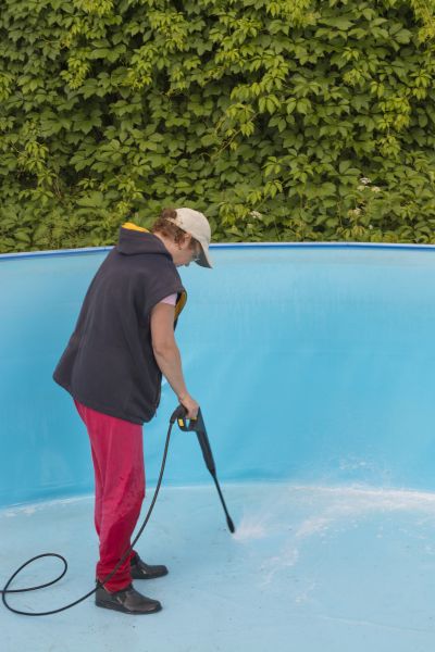 Pool Pressure Washing in Ventura
