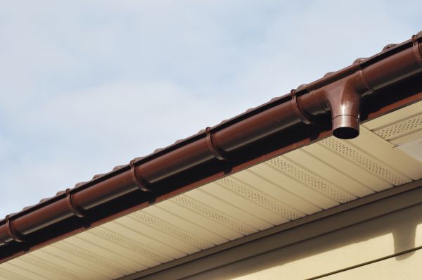 Soffit Washing in Ventura